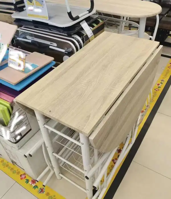 wood look Dining table