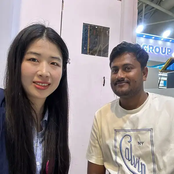 India-2026-Dawei-Decor-sales-with-customers
